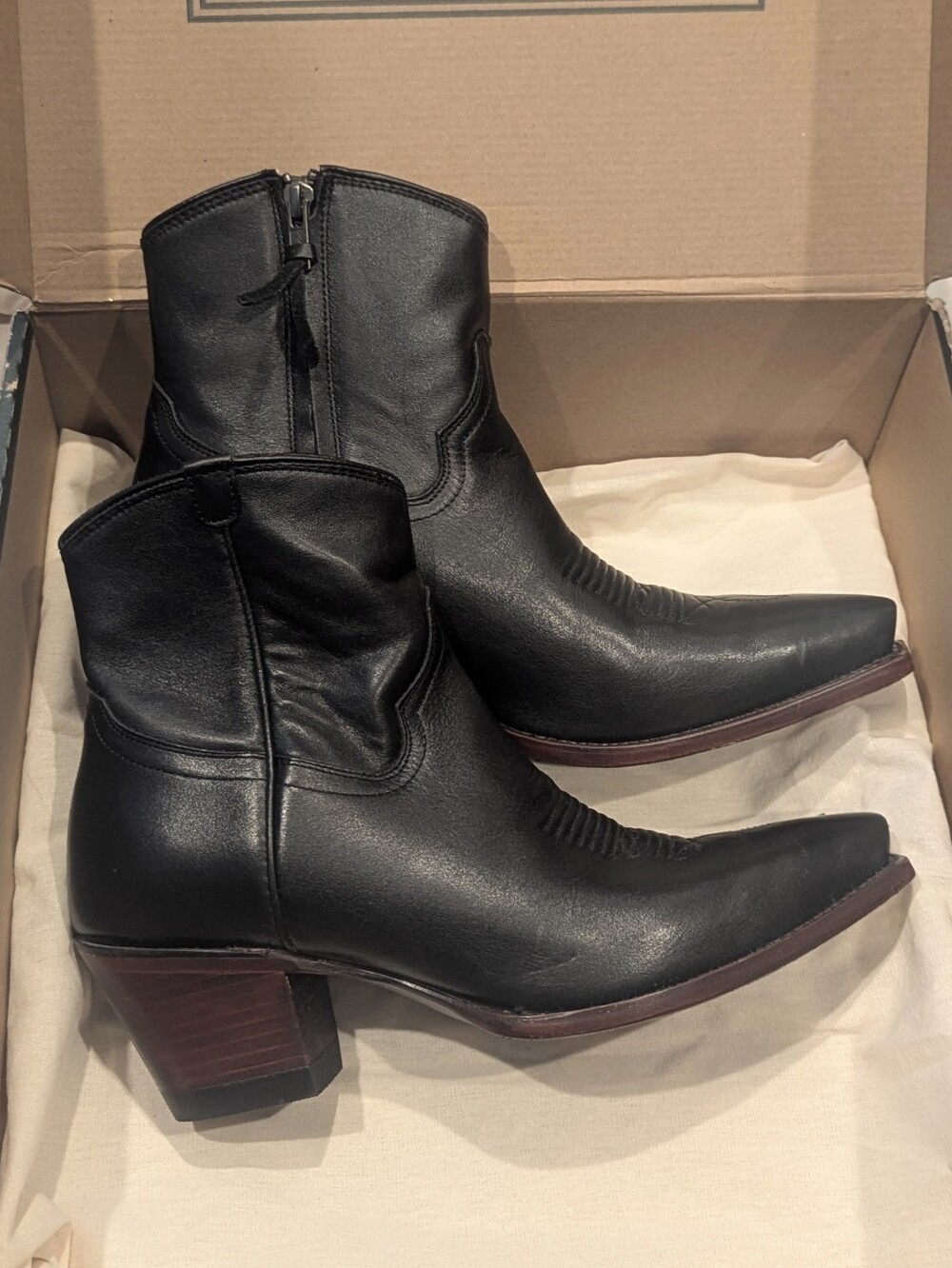 Tecovas The Daisy Black Leather Pointed Toe Western Ankle Boots - Picture 2 of 7